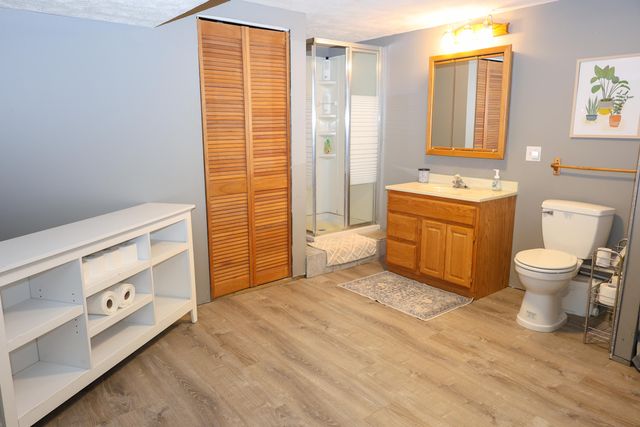 310 POWELLS Street, Crescent, IA 51526