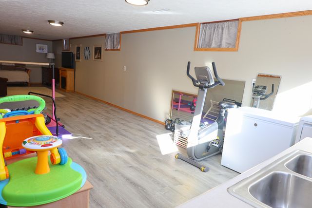 310 POWELLS Street, Crescent, IA 51526