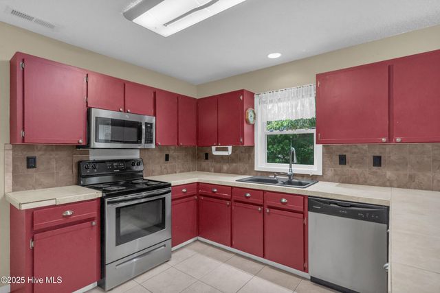 608 The Cape Boulevard, Wilmington, NC 28412