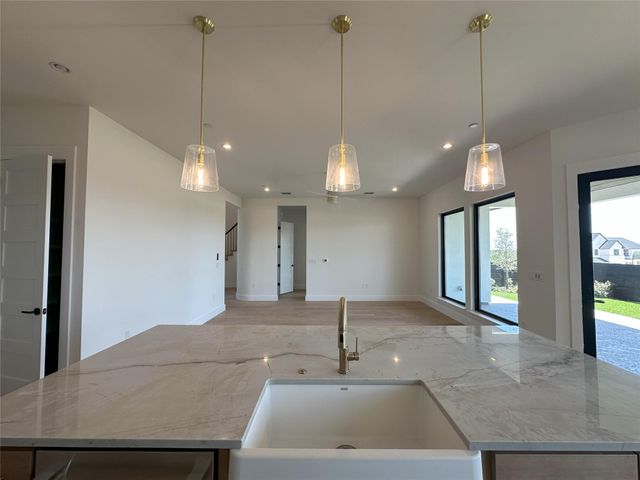 10103 Milky Way DR, Austin, TX 78730