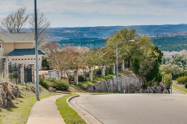 10103 Milky Way DR, Austin, TX 78730