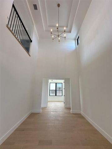 10103 Milky Way DR, Austin, TX 78730