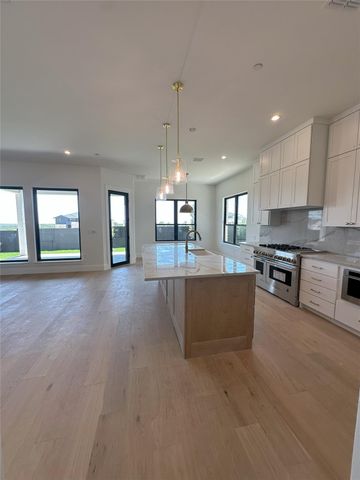 10103 Milky Way DR, Austin, TX 78730