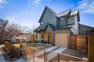 2401 E 18th ST, Austin, TX 78702