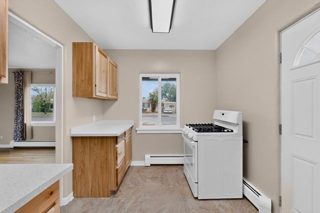 313 General Bradley Street NE, Albuquerque, NM 87123