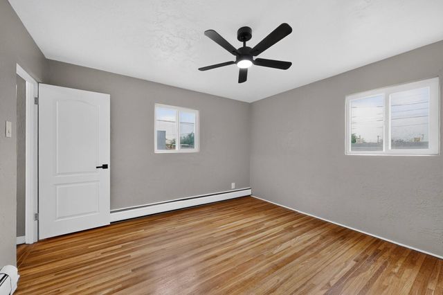 313 General Bradley Street NE, Albuquerque, NM 87123