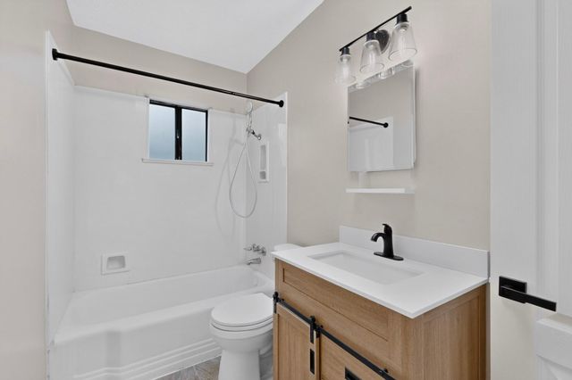 313 General Bradley Street NE, Albuquerque, NM 87123