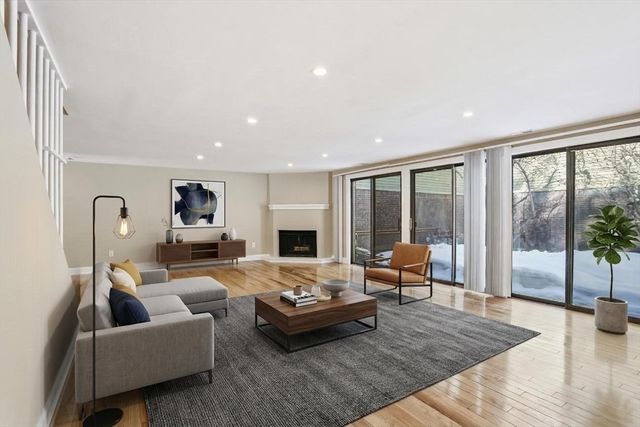 238 Brown Bear Crossing 238, Acton, MA 01718