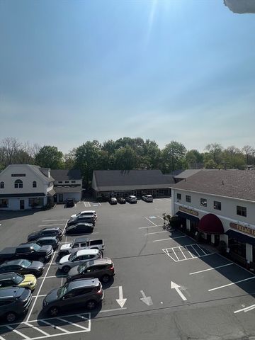 21 Bessom 6, Marblehead, MA 01945