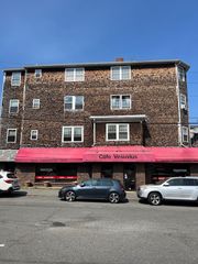 21 Bessom 6, Marblehead, MA 01945