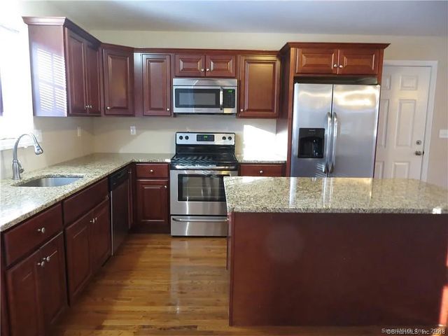 4 Grove Street, East Haddam, CT 06469