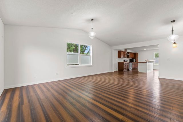9143 Brunswick Avenue N, Brooklyn Park, MN 55443