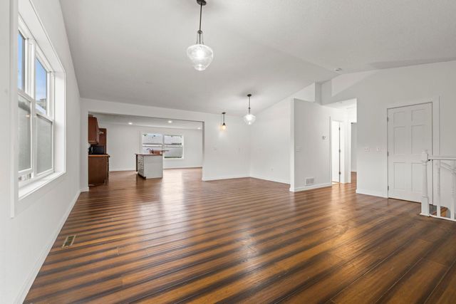 9143 Brunswick Avenue N, Brooklyn Park, MN 55443