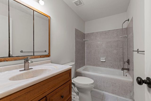 9143 Brunswick Avenue N, Brooklyn Park, MN 55443