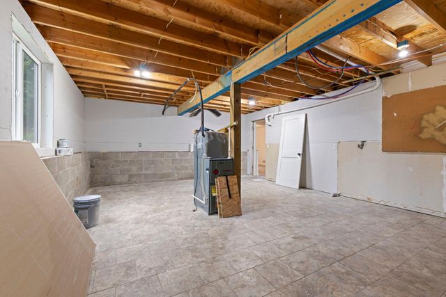 9143 Brunswick Avenue N, Brooklyn Park, MN 55443