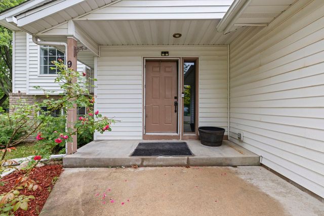 9143 Brunswick Avenue N, Brooklyn Park, MN 55443