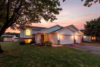 9143 Brunswick Avenue N, Brooklyn Park, MN 55443