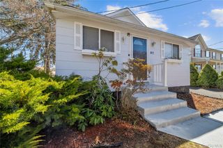 67 Ohio Avenue, Medford, NY 11763