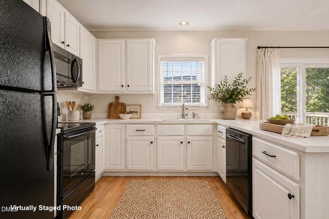 8709 Blakehurst Drive, Raleigh, NC 27617