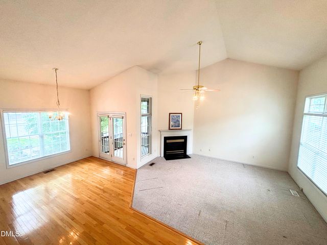 8709 Blakehurst Drive, Raleigh, NC 27617