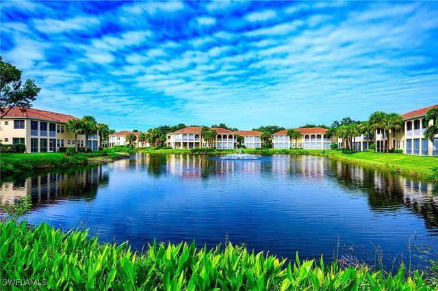 900 L Ambiance CIR 9-106, Naples, FL 34108