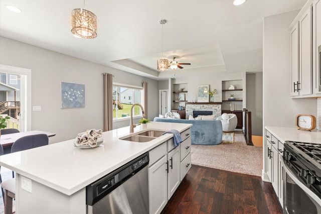 825 NE Jaguar Lane, Waukee, IA 50263