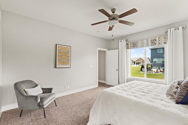 825 NE Jaguar Lane, Waukee, IA 50263
