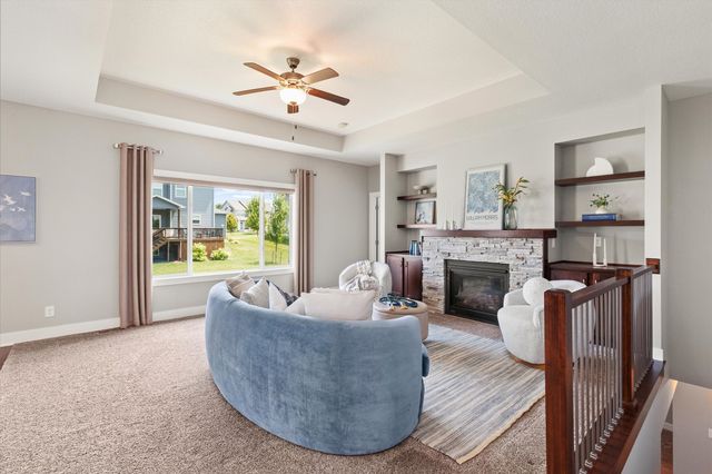 825 NE Jaguar Lane, Waukee, IA 50263