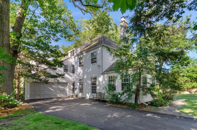 550 Sheridan Road, Highland Park, IL 60035