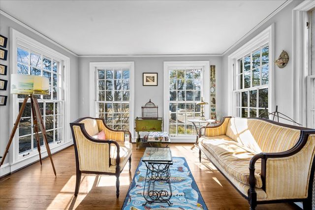 550 Sheridan Road, Highland Park, IL 60035