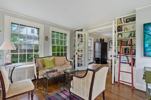 550 Sheridan Road, Highland Park, IL 60035