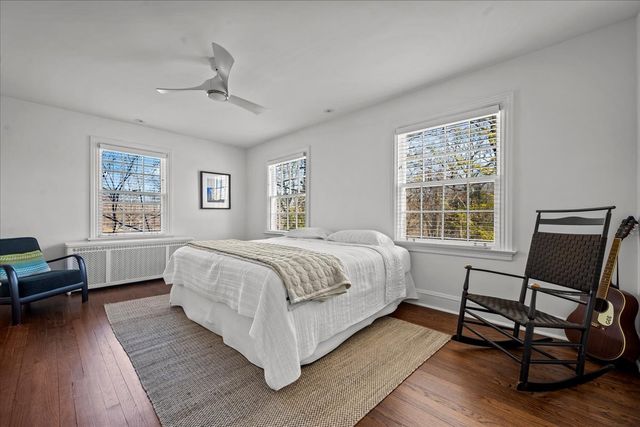 550 Sheridan Road, Highland Park, IL 60035