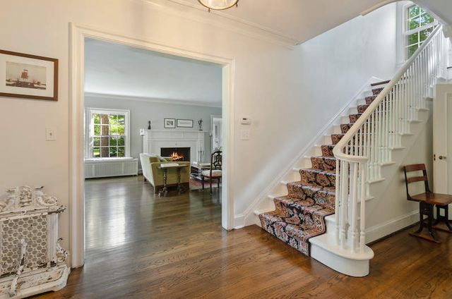 550 Sheridan Road, Highland Park, IL 60035