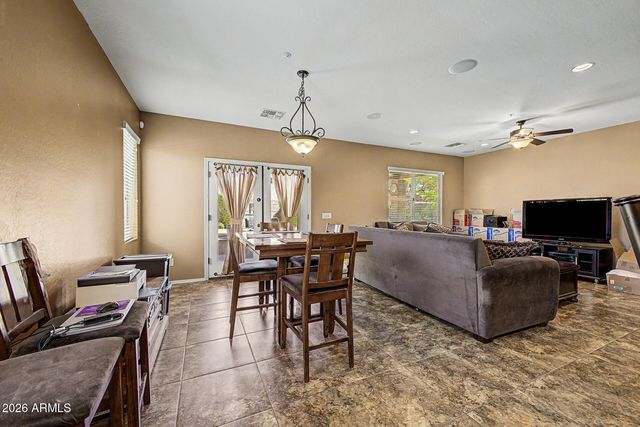 7171 S SINOVA Court, Gilbert, AZ 85298