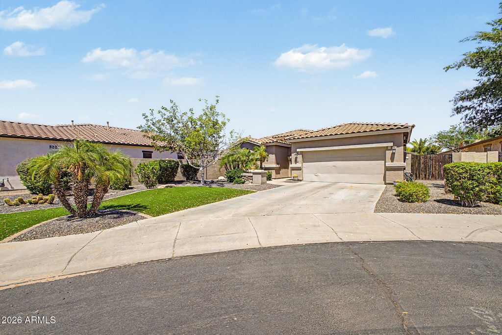 7171 S SINOVA Court, Gilbert, AZ 85298