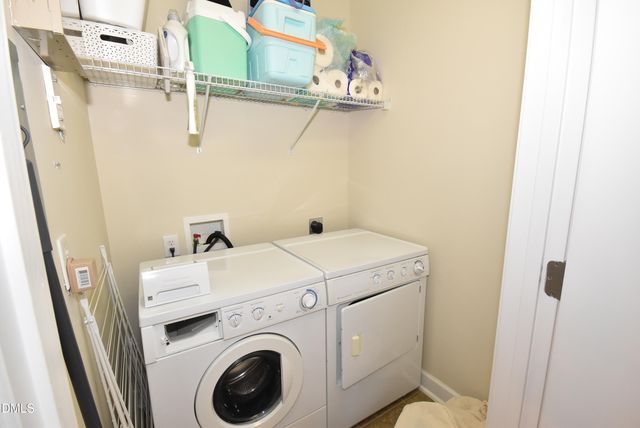 104 Sunset Circle 204, Greensboro, NC 27408