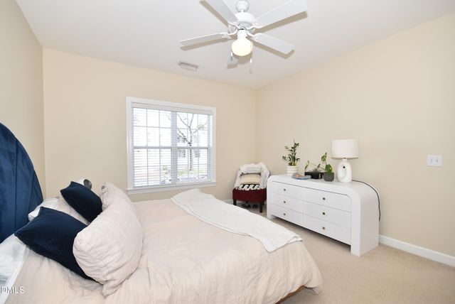 104 Sunset Circle 204, Greensboro, NC 27408