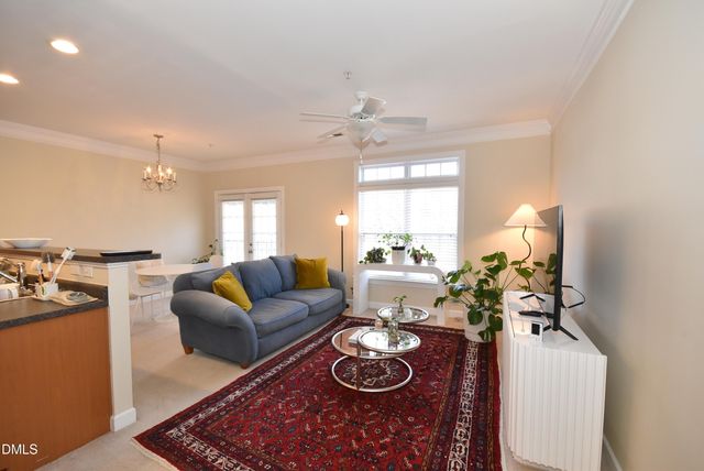 104 Sunset Circle 204, Greensboro, NC 27408