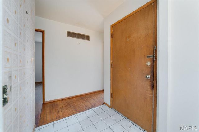 4377 Varano Drive, St Louis, MO 63033