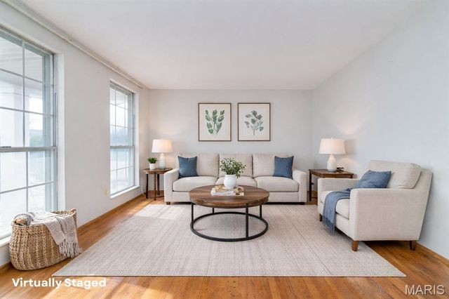 4377 Varano Drive, St Louis, MO 63033