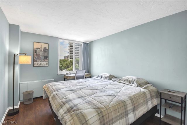 12900 Lake Avenue 427, Lakewood, OH 44107
