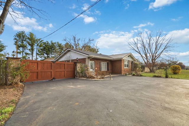 132 Horseshoe Drive, Somerset, KY 42501