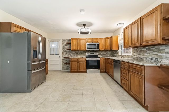 132 Horseshoe Drive, Somerset, KY 42501