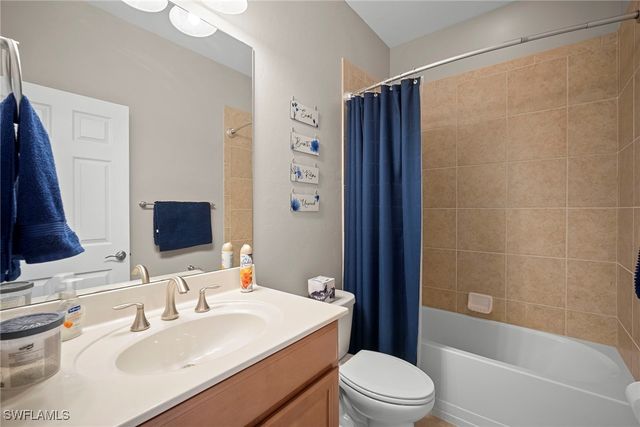 23520 Alamanda DR 202, Estero, FL 34135