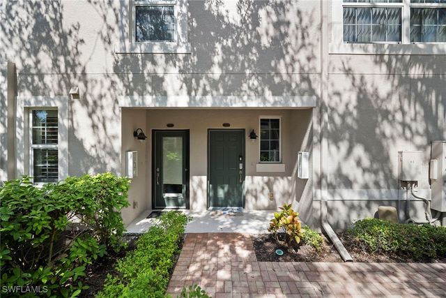 23520 Alamanda DR 202, Estero, FL 34135