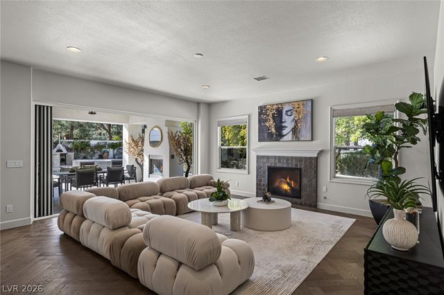 9049 Waterfield Court, Las Vegas, NV 89134