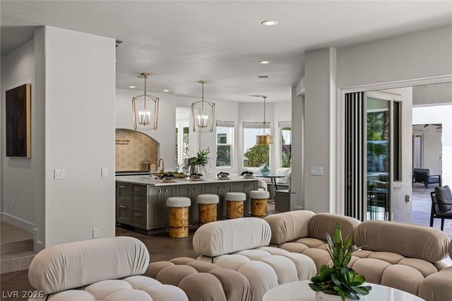 9049 Waterfield Court, Las Vegas, NV 89134