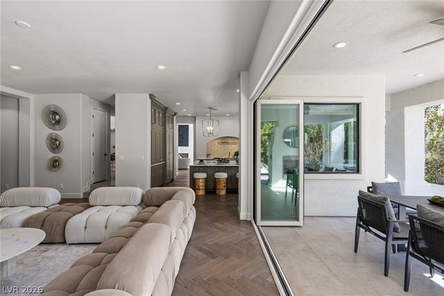 9049 Waterfield Court, Las Vegas, NV 89134