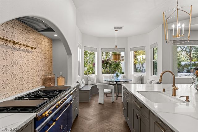 9049 Waterfield Court, Las Vegas, NV 89134