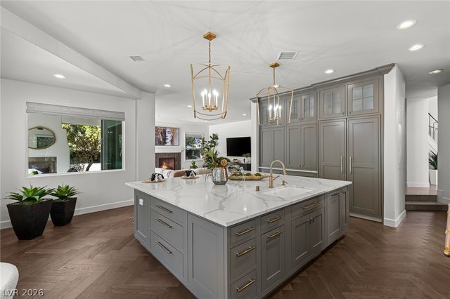 9049 Waterfield Court, Las Vegas, NV 89134